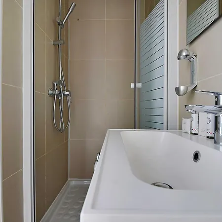 Appartement Comfort At Gare De L Est