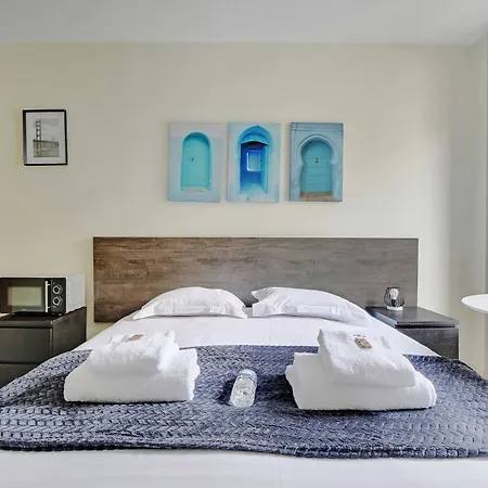 Comfort At Gare De L Est Апартаменты